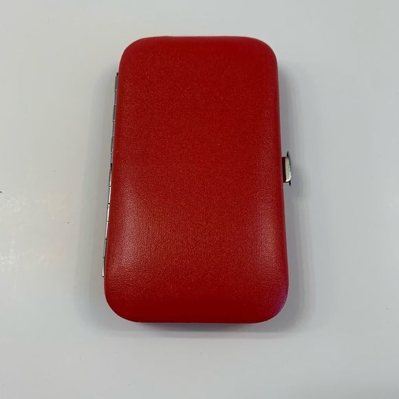 Travel Groom Set- Cherry Red Faux Leather Shell Case - NWT - Picture 3 of 8